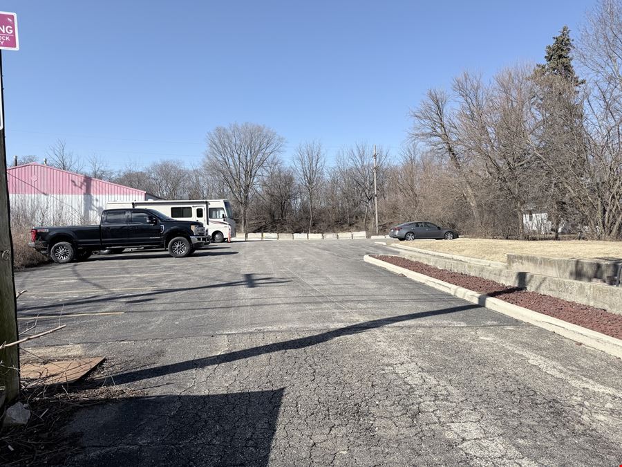 395 S Locust St