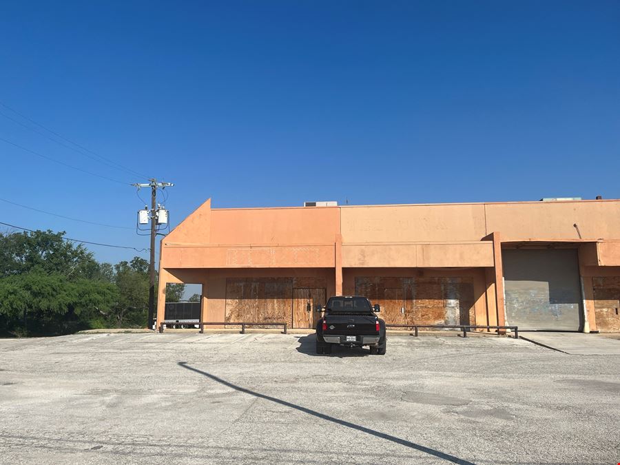 3911 Interstate 10 E