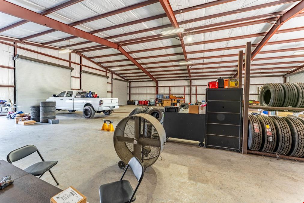 Warehouse for Sale on Interstate 30