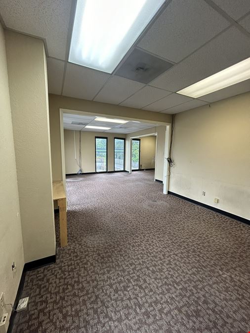 Sublease Opportunity - 8874 Kingston Pike