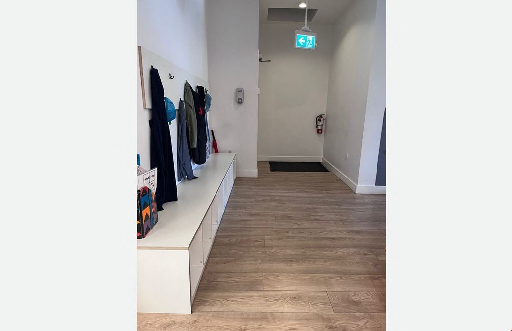 2nd Floor, 3328 Fraser Street