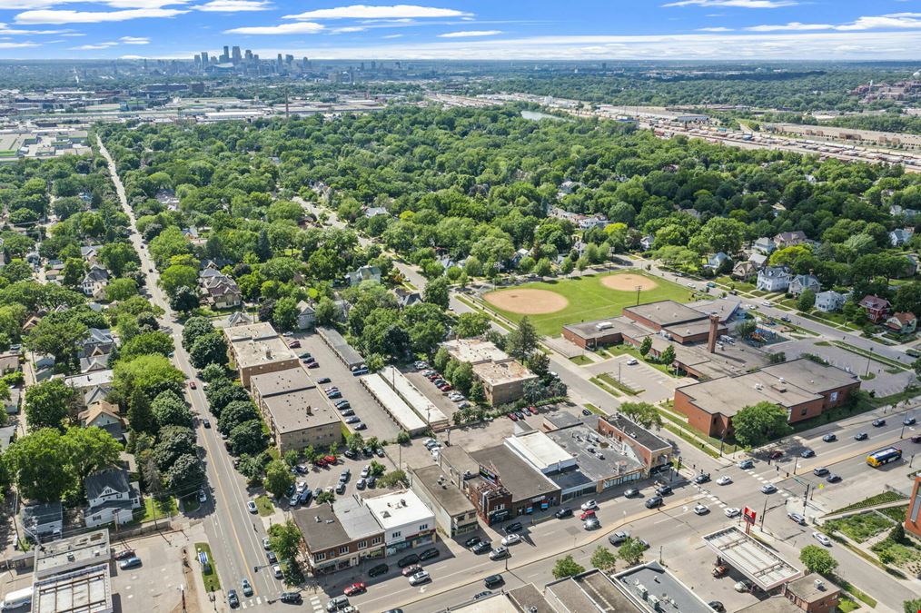 735 N Snelling Ave