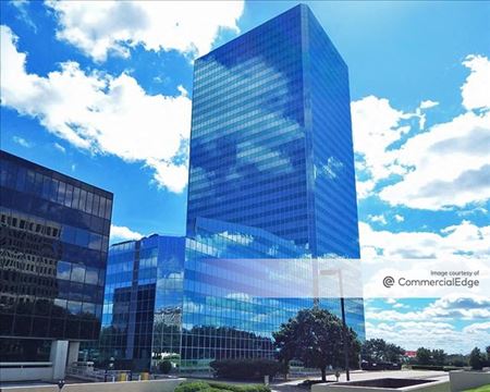 Preview of commercial space at 3200 Southwest Freeway