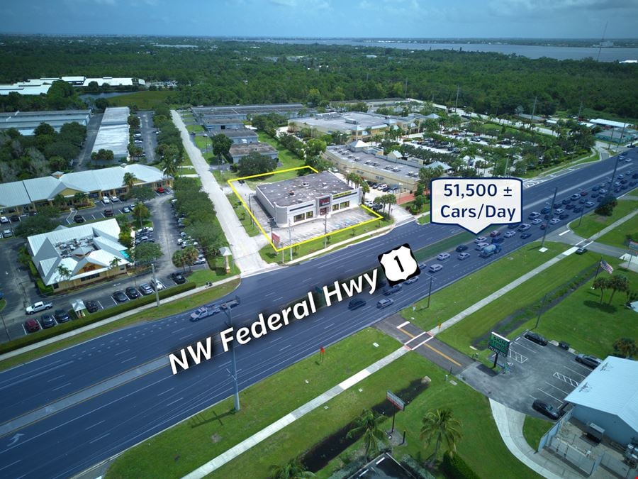 High Profile Retail Space in Stuart, Florida