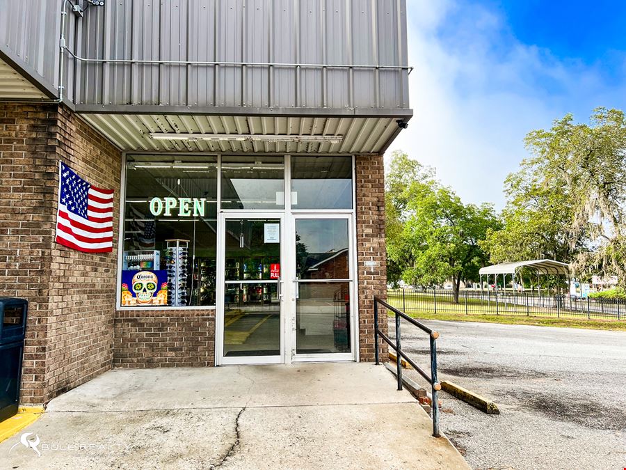 Retail Investment Opportunity | 8.4% Cap Rate