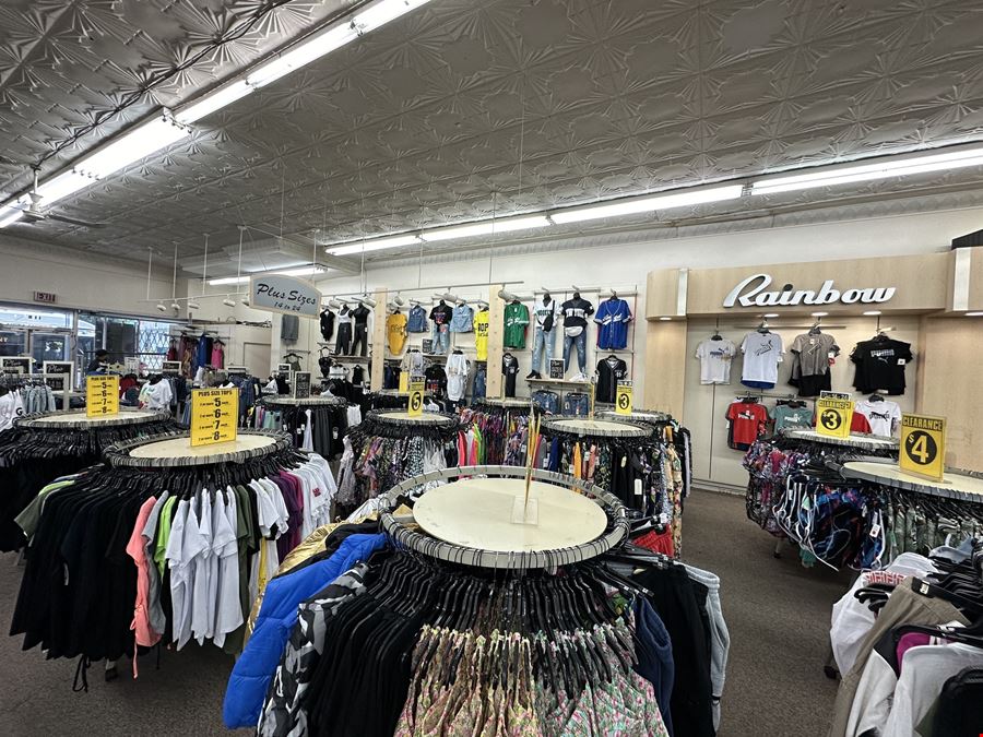 3115 Bailey Ave - 7,100+/- SF Retail Space