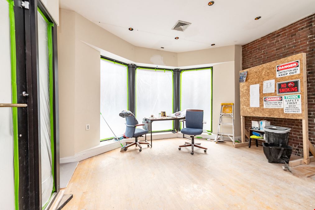 297 Newbury Street