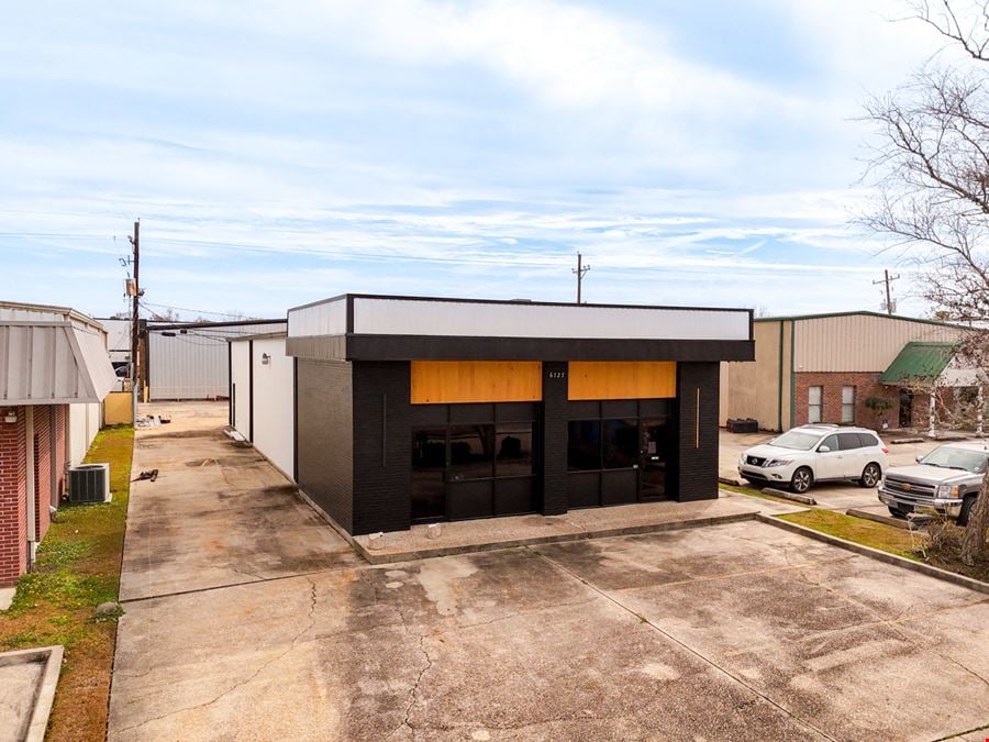 Fully Renovated Office/Warehouse Near New Pecue Exit