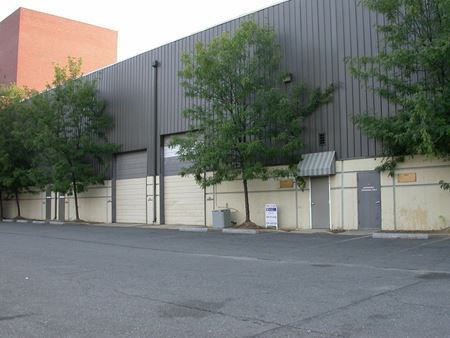 Preview of commercial space at 11909 Gin Alley 