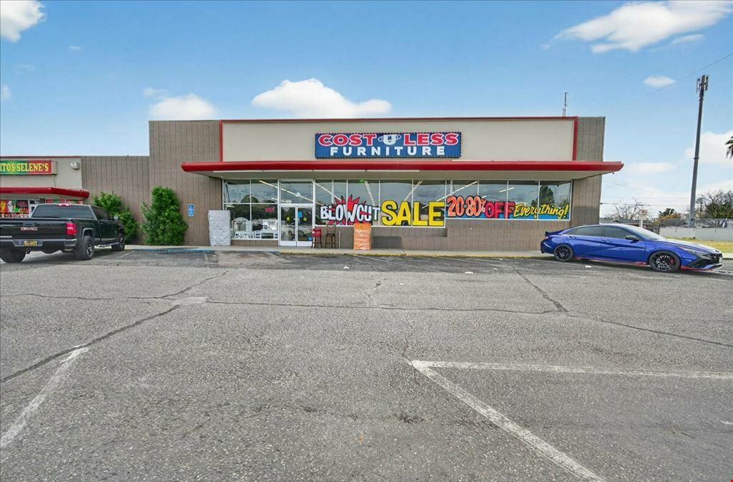 Retail Anchor Building Available on SWC of Clinton/Cedar in Fresno, CA