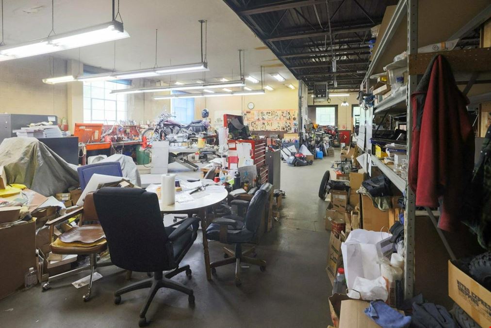  HondaTown Retail & Industrial-Flex Building