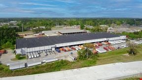 Front Load Warehouse Building Available For Sublease