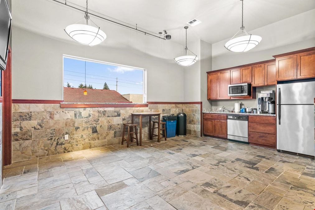 SilverRock Executive Suites