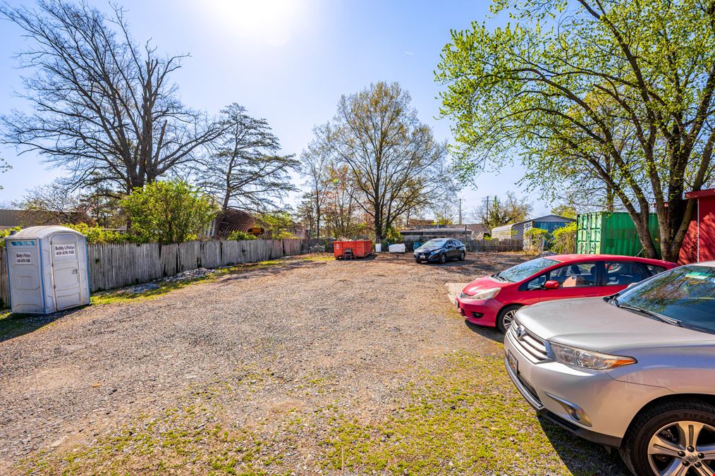 7703 Poplar Hill Ln