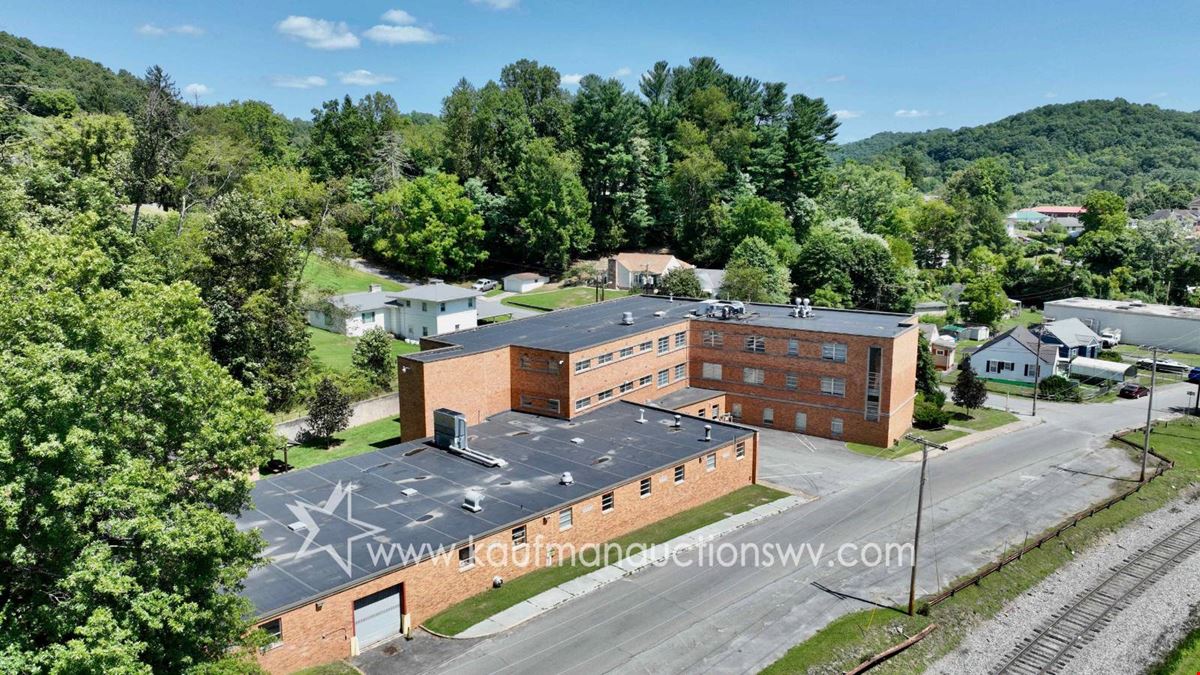 100 Bluestone Rd