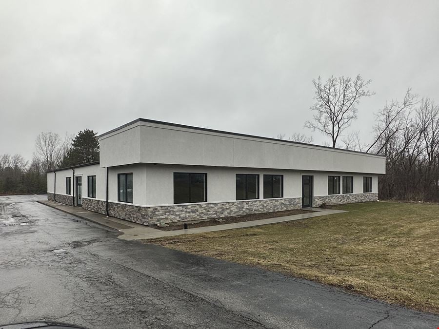 3310 Southwestern Blvd -  2,275+/- SF Retail Opportunity