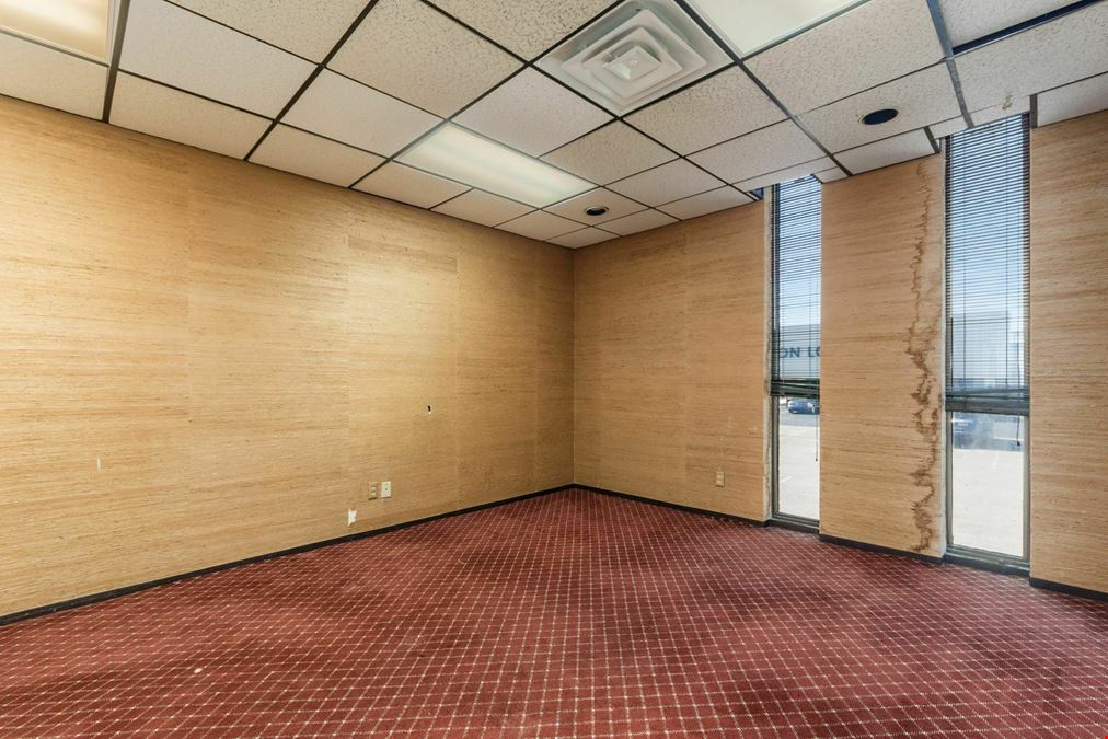 5180 E Main St, Entire 2820 sq ft Upper Floor