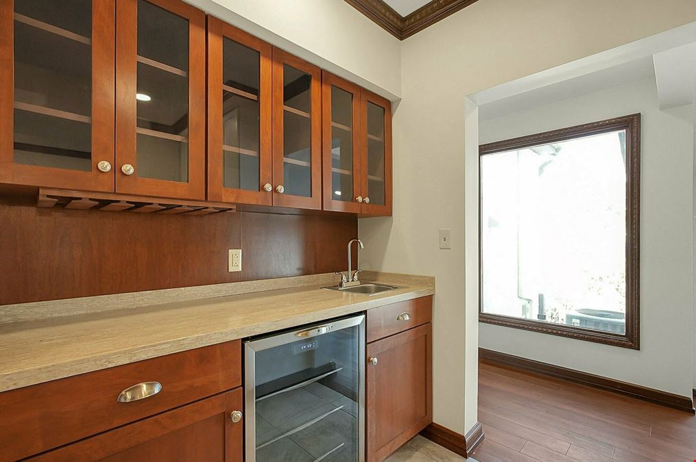 7 Saint Andrews Blvd