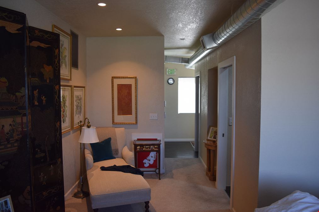 3,654 SF Flex/Office or possible live/work