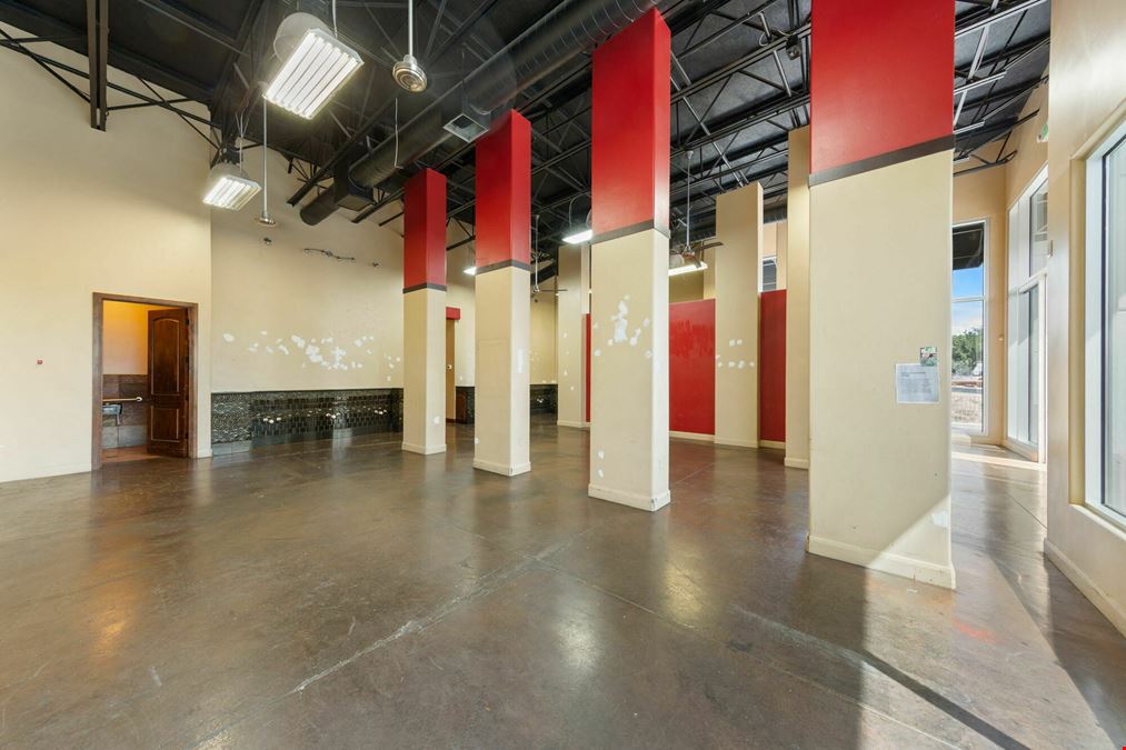 Red Hills Commercial Center