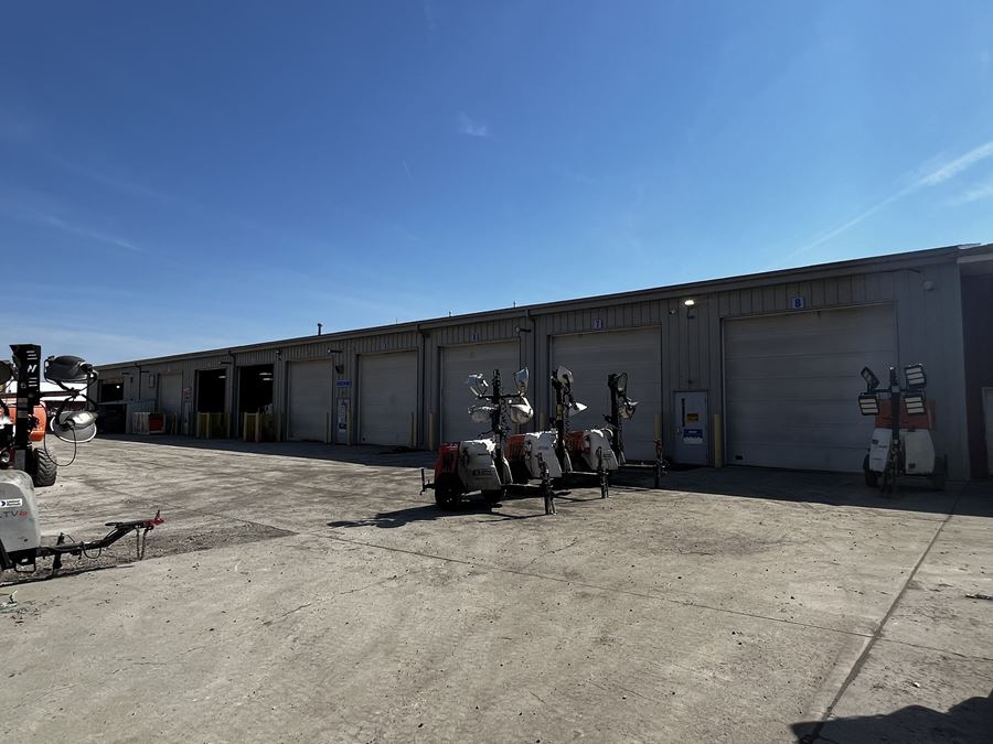 27,000 SF Industrial Building and Laydown Yard