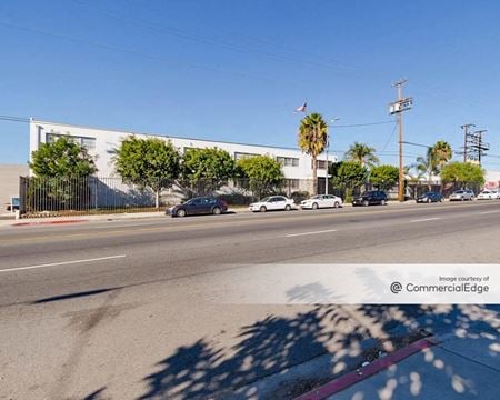 Preview of Industrial space for Rent at 15001 S Figueroa St