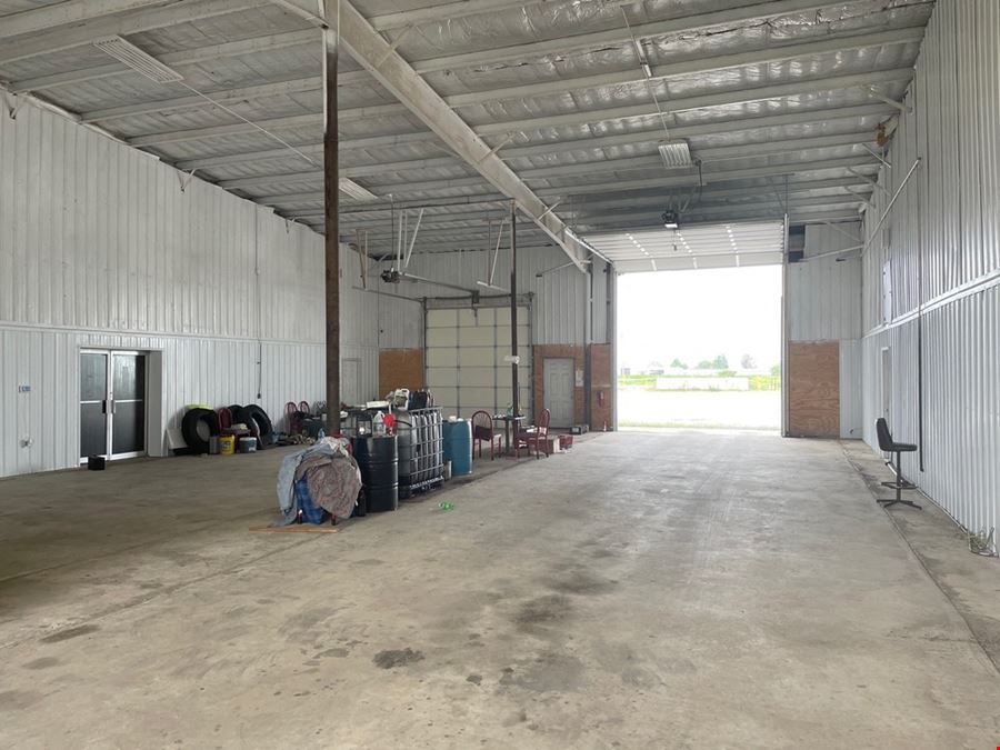 Truck Terminal/Auction Yard - Reduced!