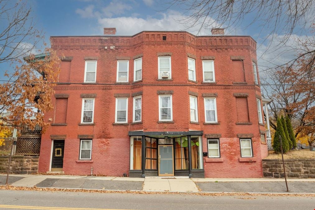 301-303 Linden St