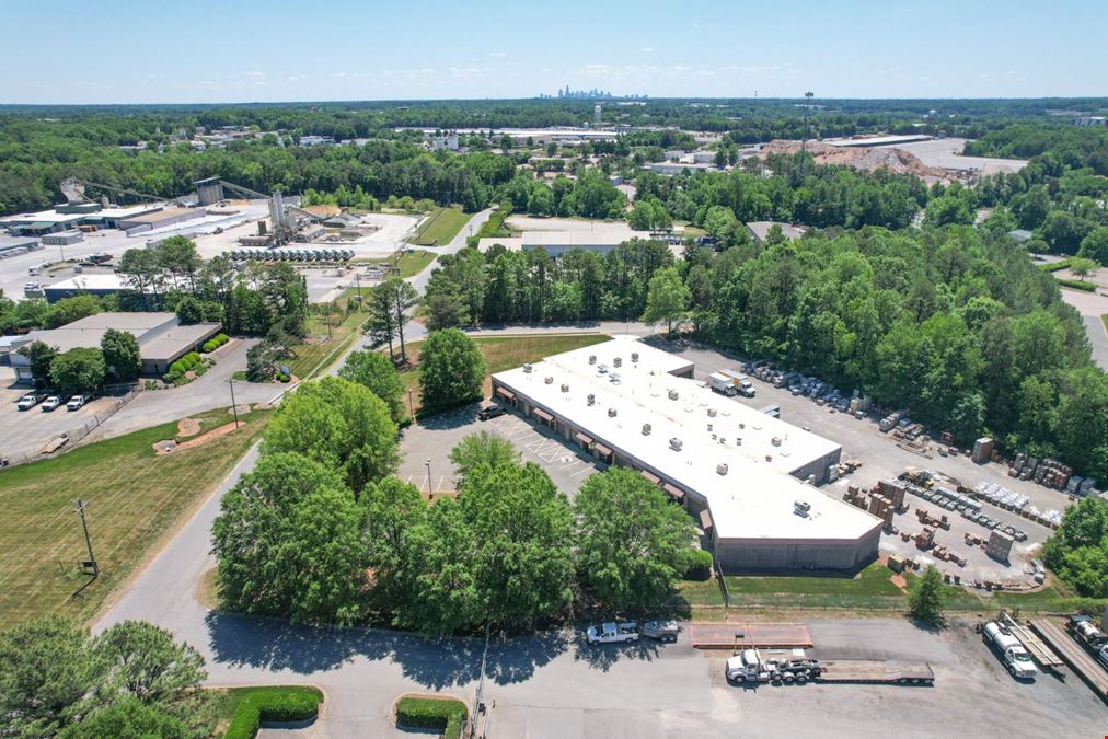 Warehouse & Flex Space with Outdoor Storage Available