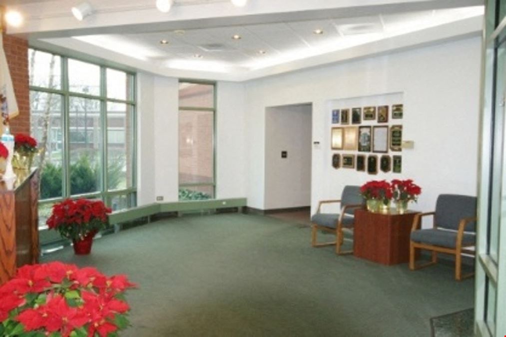 10 Centre Dr