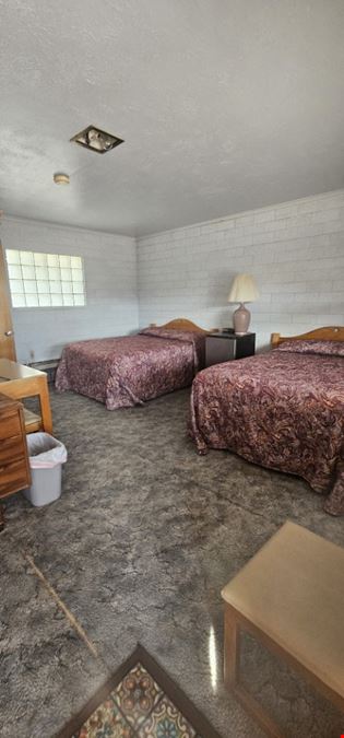 Idalia Cafe & Motel