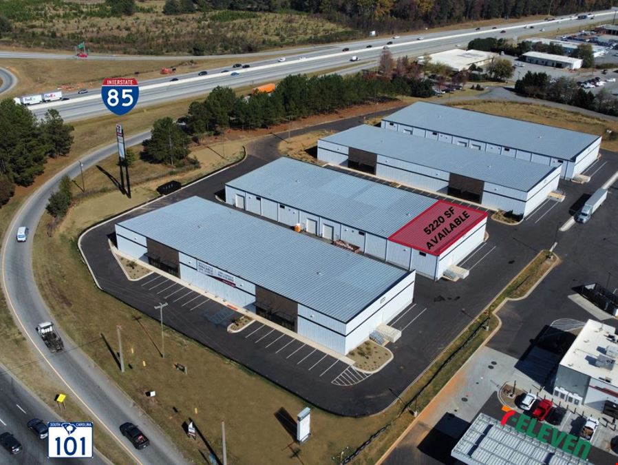 5,220 SF with Office Available - Duncan, SC