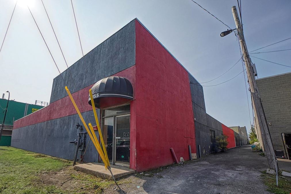 3155 rue Deville