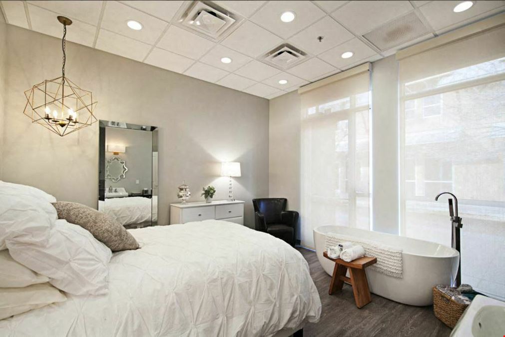 2045 S Vineyard, Bldg 2E, Ste 136