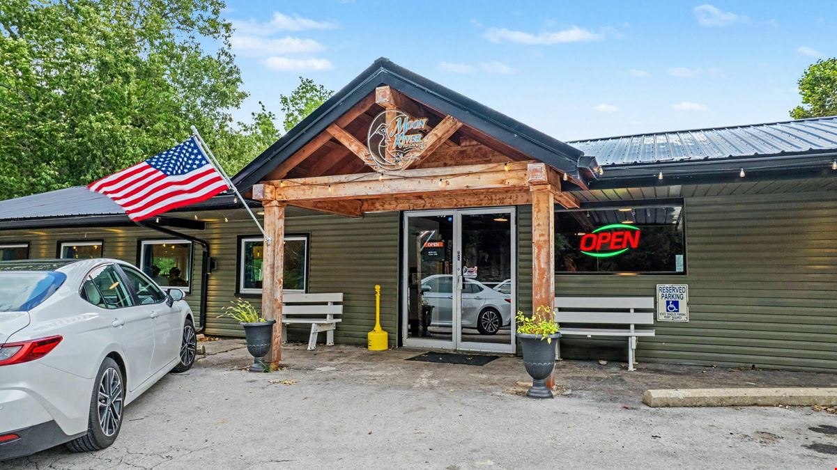 Moon River Marina