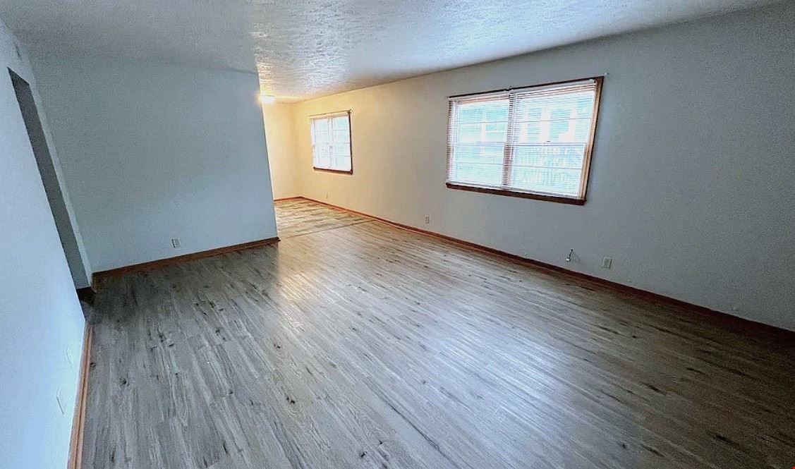 Izard Street 6 Plex