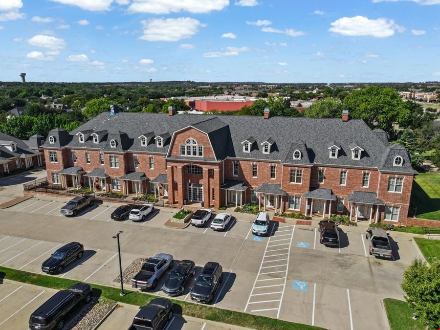 1670 Keller Pkwy