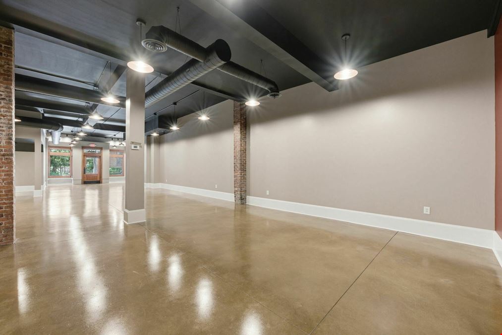 Street Level Retail/Office Downtown New Bern
