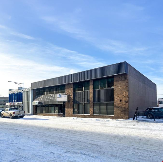 Landau Building