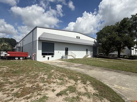 Preview of Industrial space for Rent at 285 National Place
