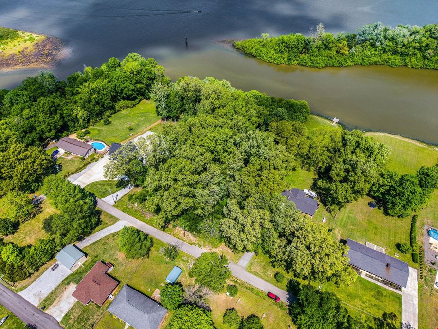 Lakeview Dr