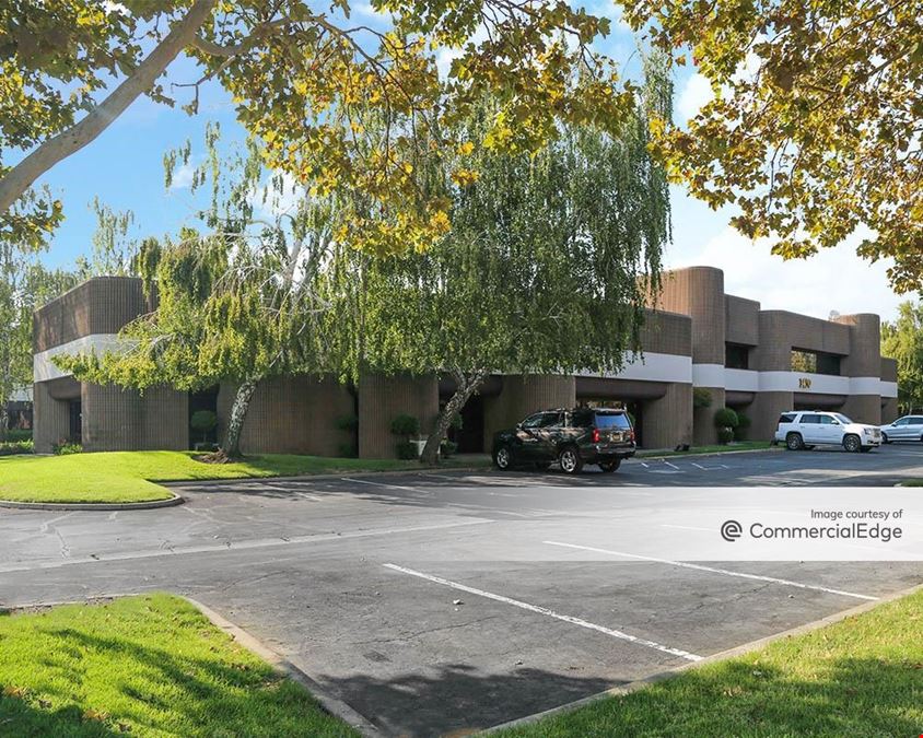 Harbor Business Center
