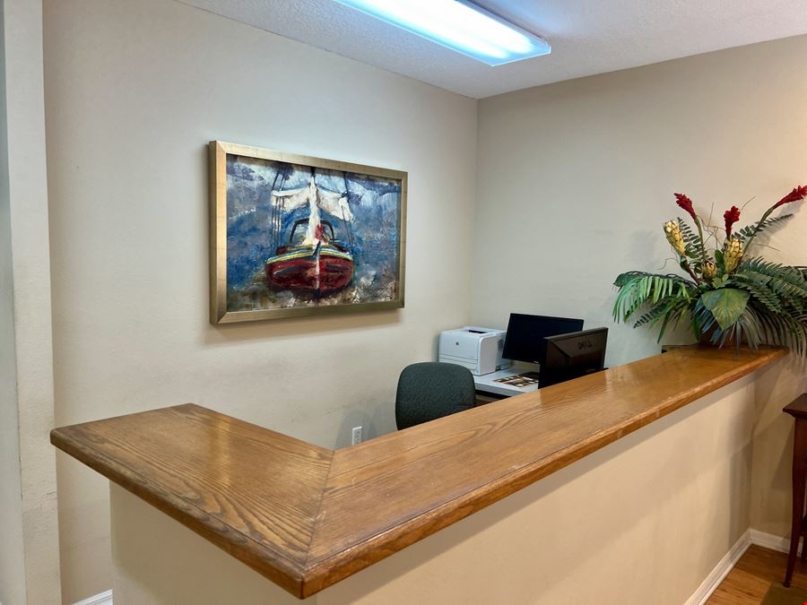 Free Standing Attorney’s Office / Zoned Medical in Oak Grove Professional Park