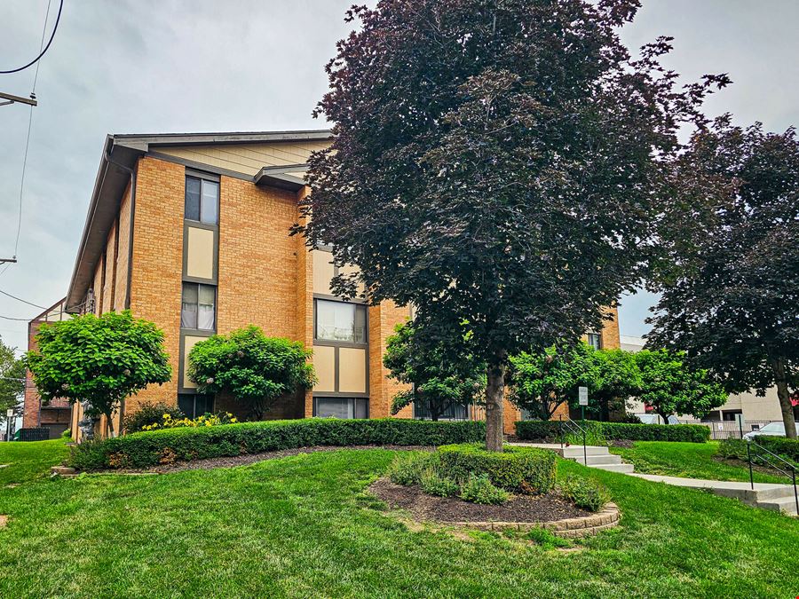 12-Unit Multifamily in Blackstone