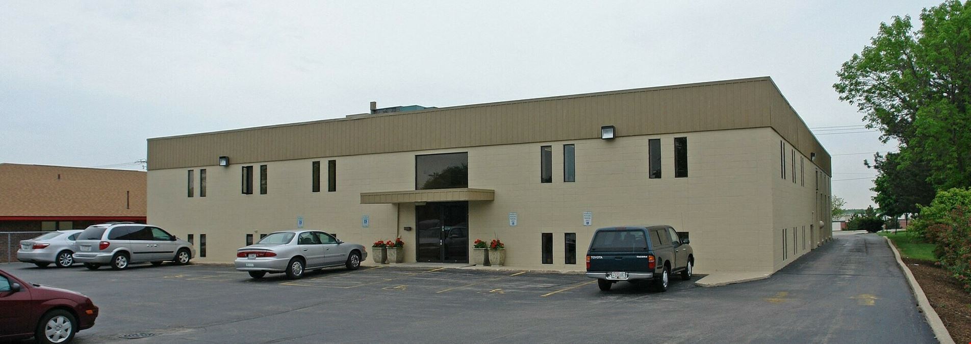 15350 W National Ave