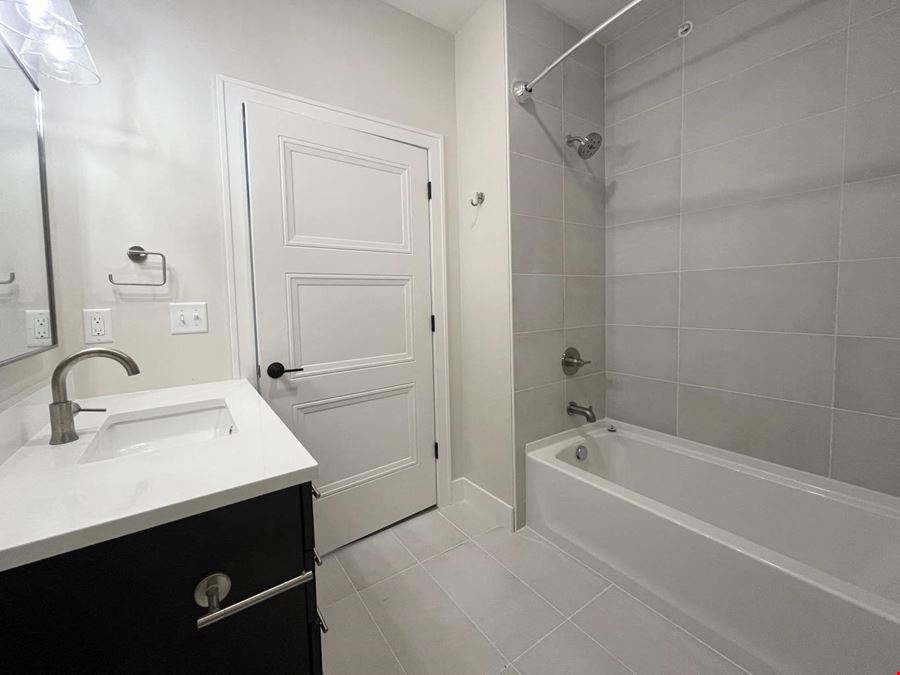 1310 E Samuel Avenue - Condo Package