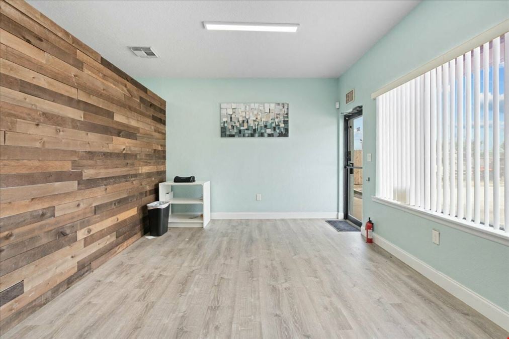 282 Clearlake Road
