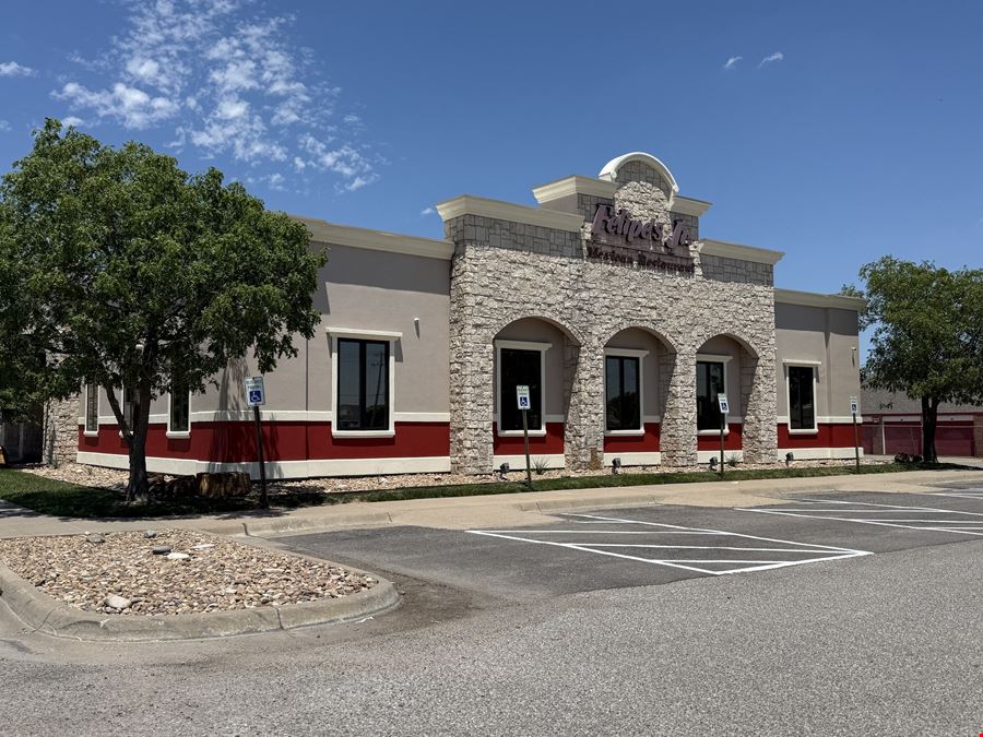 THRIVING RESTAURANT - DECADES OF SUCCESS