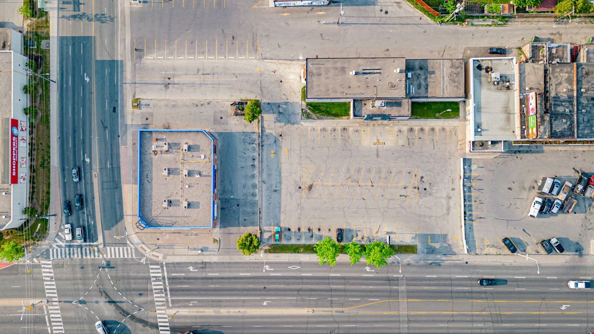 2727 & 2739 Eglinton Avenue East