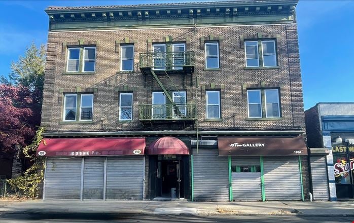 Preview of Retail space for Rent at 190 North Park Street